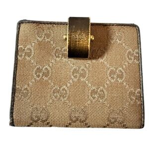 Authentic Gucci Tan and Gold Wallet with GG Monogram